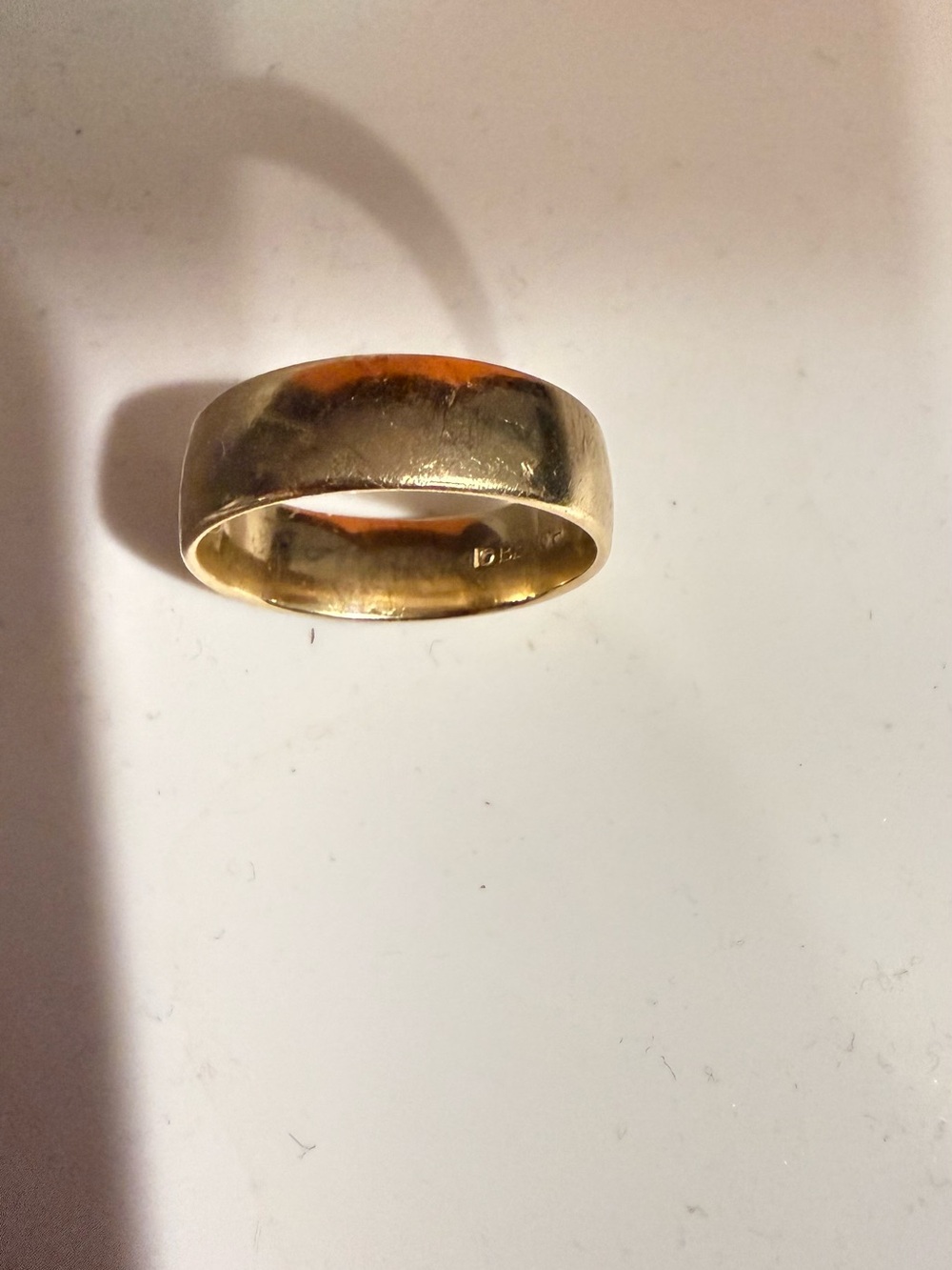 Benchmark 10k Gold Band Ring - Polished Yellow Gold 6mm size 10